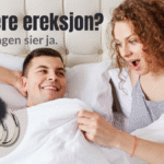 Par i seng smiler og ser på hverandre, med tekst ‘Hardere ereksjon? Forskningen sier ja.’ og bilde av penisringer.